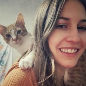 Meet your Posher, Cynthia